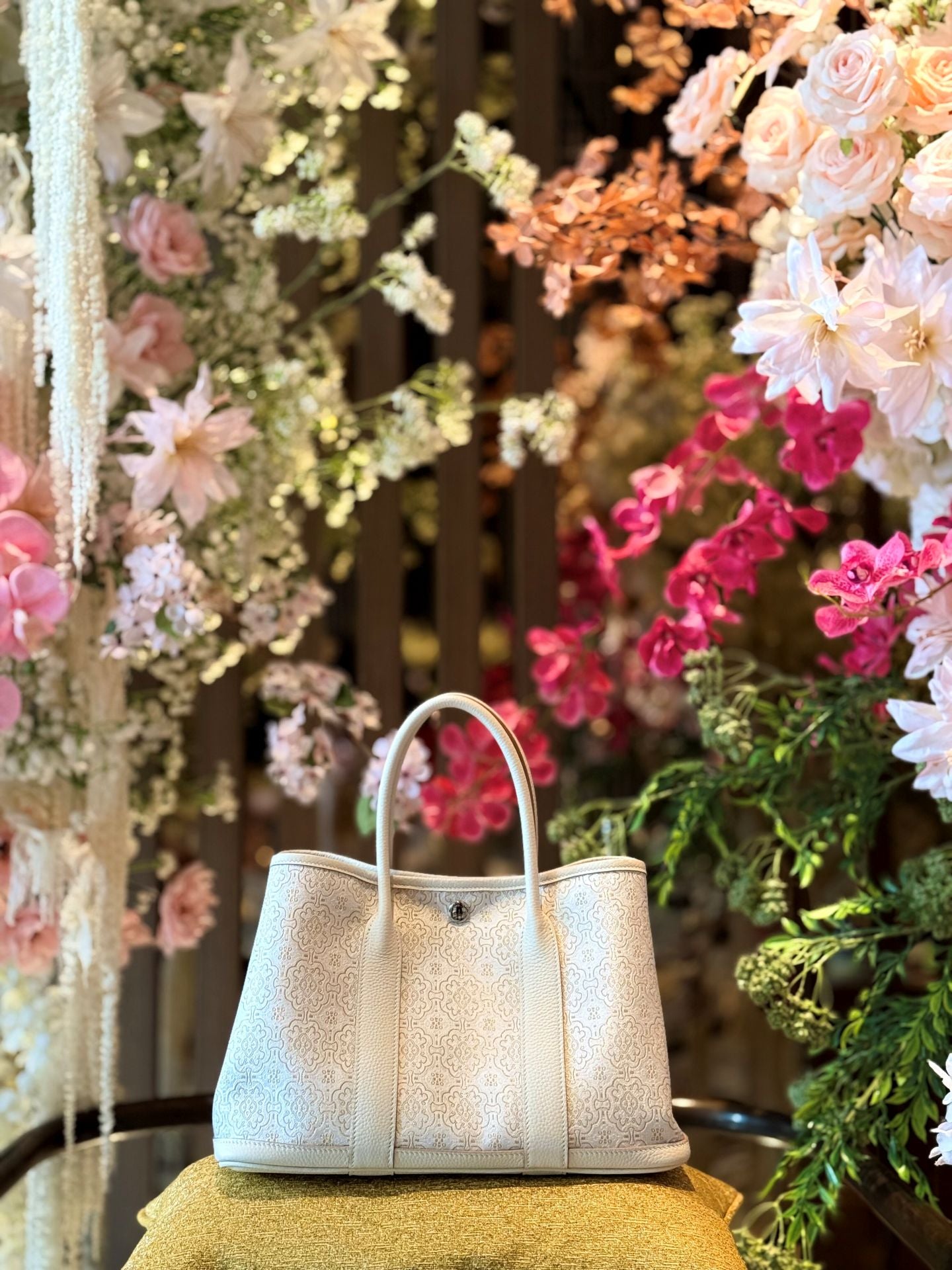 Song Brocade Garden Tote bag– Mulberry Silk & Top-Grain Leather