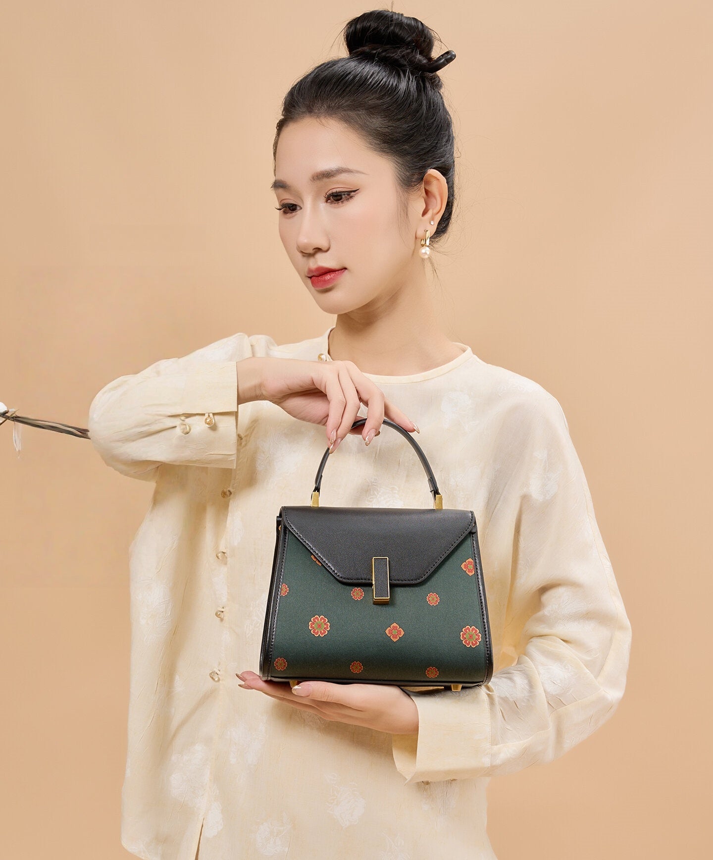 Heritage Xiangyunsha New Chinese Style Kelly Bag – Baoxiang Blossom-brocademodern