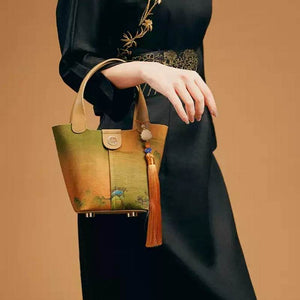 Chinese Painting Mulberry Silk Traditional Gold Basket Bag - SinoCultural -- P170090