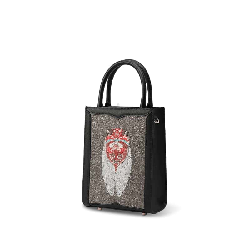Chinoiserie Cicada Pattern Embroidered Leather Tote Bag