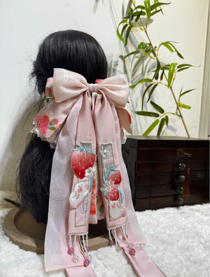 Sweet Rabbit in Bloom new Chinese hair clip shown from side with plush bow volume