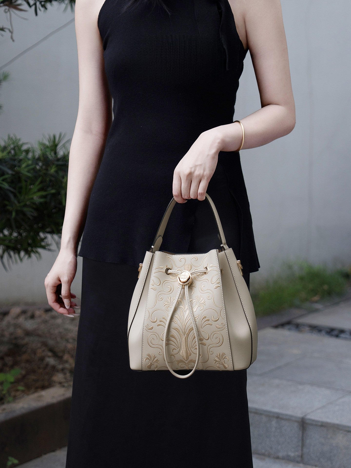 Liuli Phoenix Crown Embroidered Convertible Backpack | Chinese Style Bucket Bag | Brocade Modern
