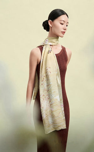 Pomegranate Flower Deity Mulberry Silk Long Scarf (175×50cm)-brocademodern
