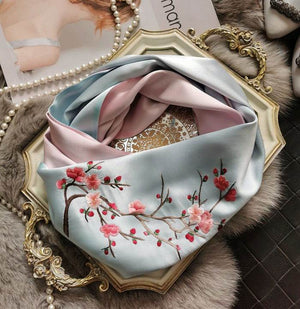 Handmade Su Embroidery 16 Momme Silk Scarf 155x35cm - SinoCultural -- HYFSJ034A01