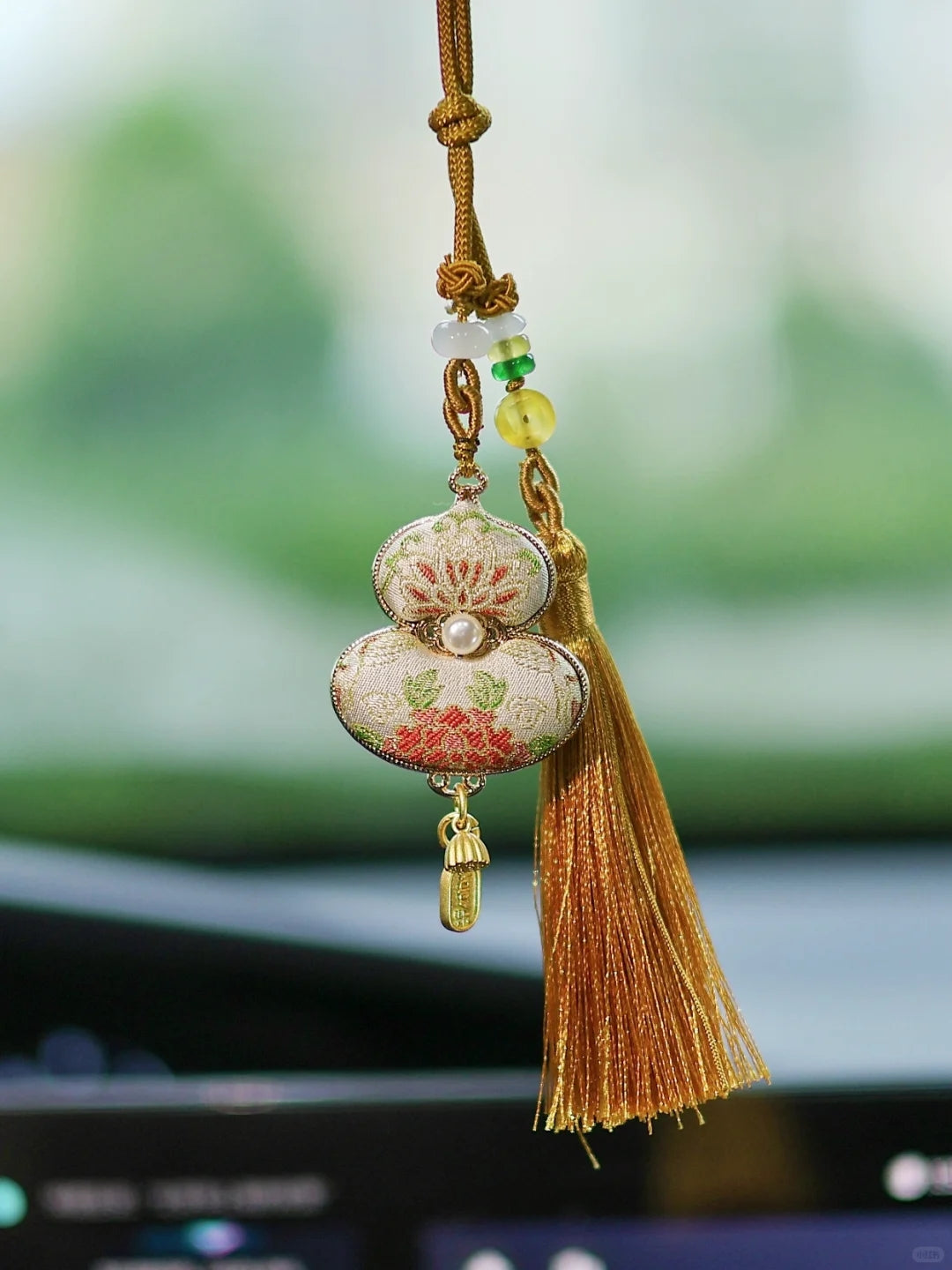 Gift Guide: Meaningful Chinese Motifs for Birthdays, Anniversaries & New Beginnings