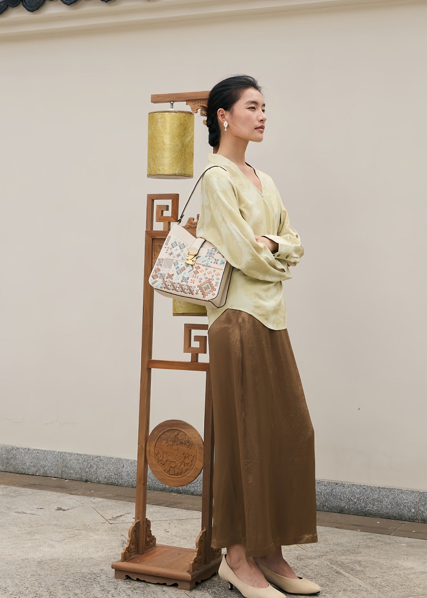 Heritage Geometric Embroidery Shoulder Bag – Elegant Chinese Style Handbag-brocademodern