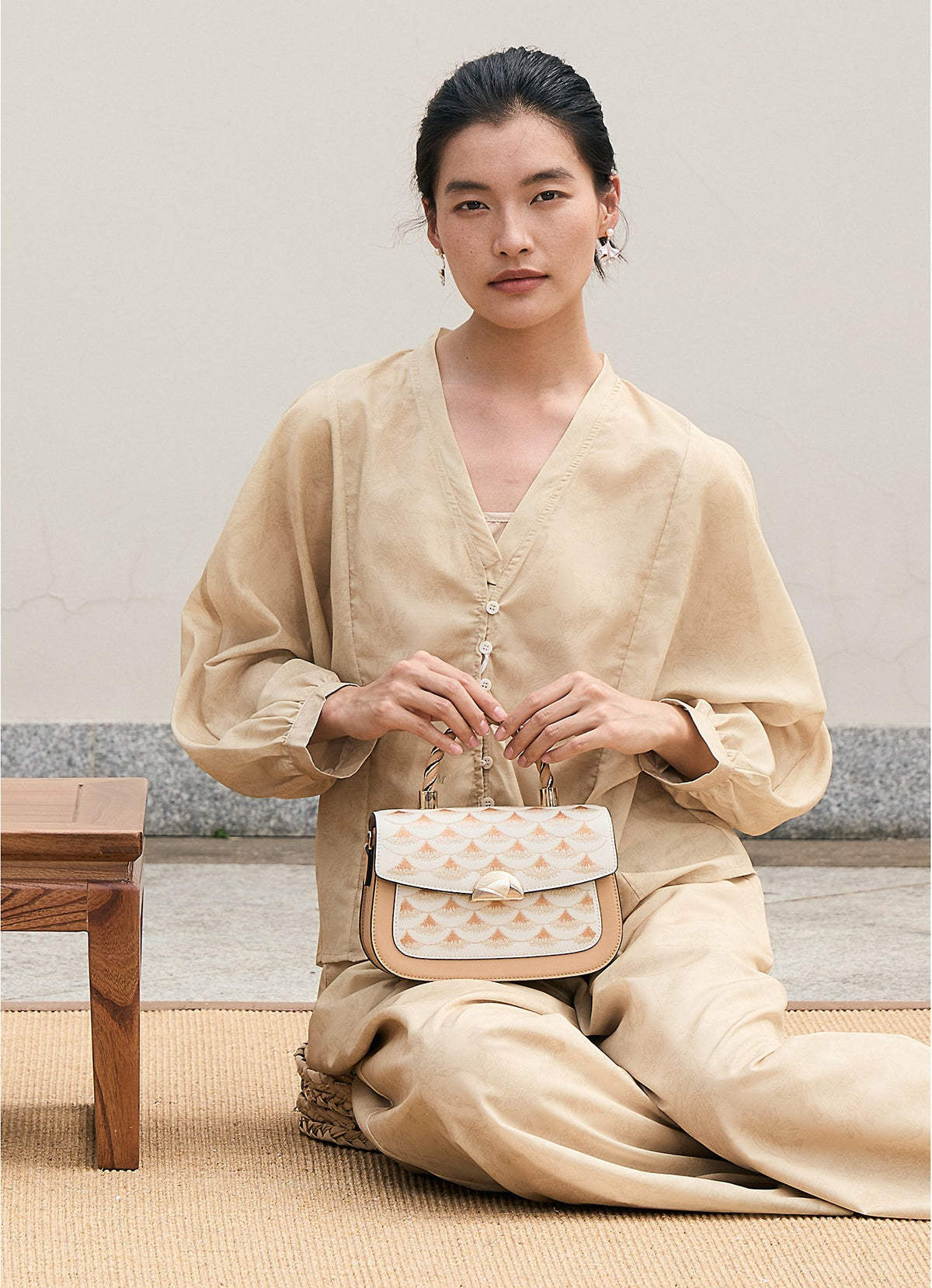 Jade Dragon Scale Glow Handbag-Modern Chinese Embroidered Top Handle Bag-brocademodern