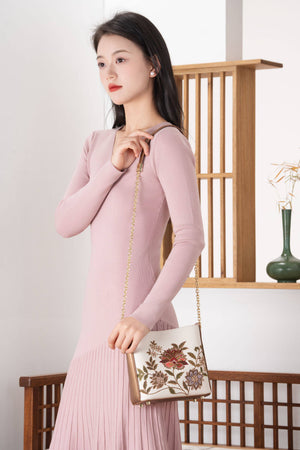 Heritage Embroidered New Chinese Style Ear Bag – Champagne Gold Floral Crossbody-brocademdoern