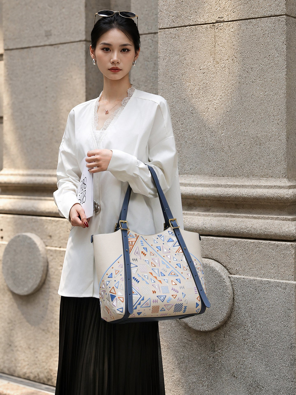 Luxury New Chinese Style Geometric Fortune Embroidered Cowhide Tote Bag