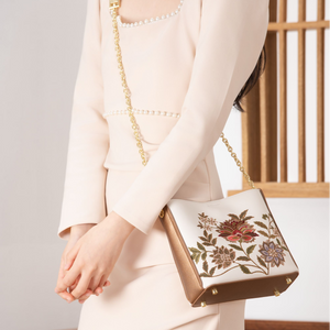 Heritage Embroidered New Chinese Style Ear Bag – Champagne Gold Floral Crossbody-brocademdoern