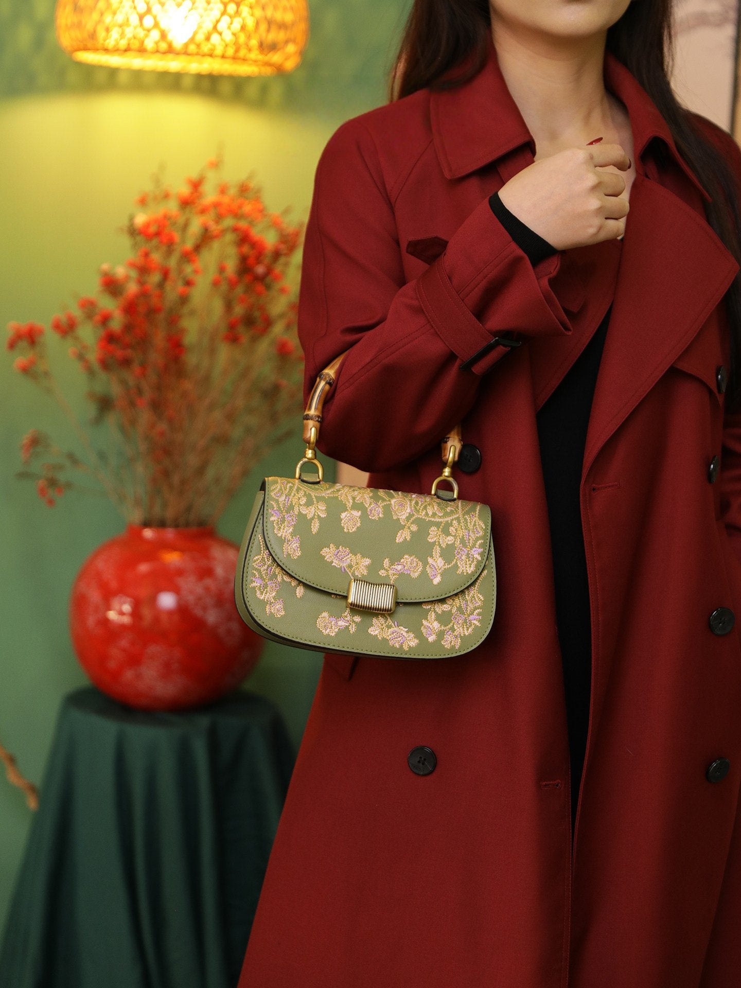 Luxury New Chinese Style Embroidered Leather Bamboo-Handle Bag – Maiden’s Garden Camellia