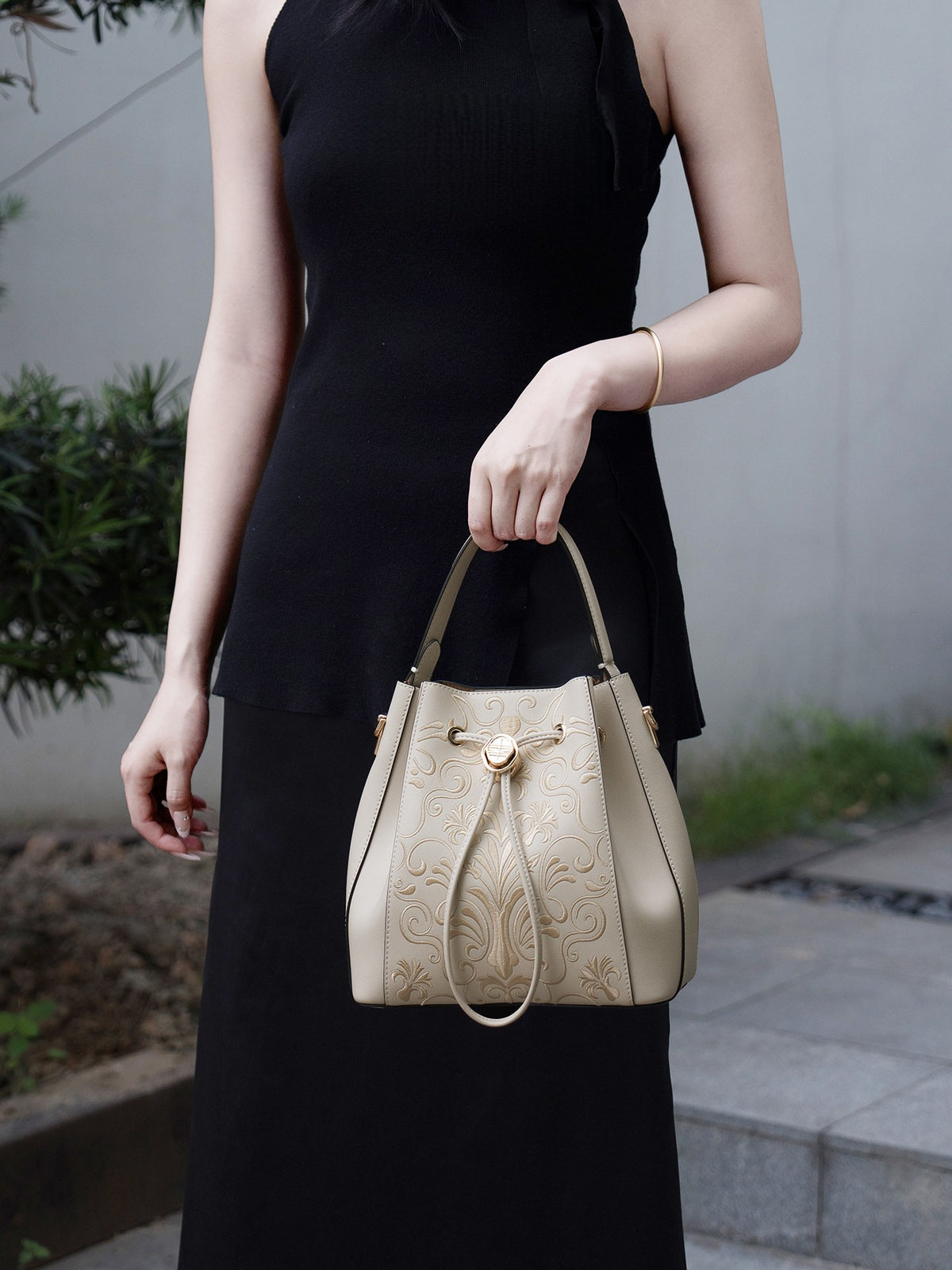 Liuli Phoenix Crown Embroidered Convertible Backpack | Chinese Style Bucket Bag | Brocade Modern