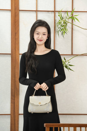 Gu (古) Series Embroidered Sycee Bag | Chinese-Style Yuanbao Handbag-brocademodern