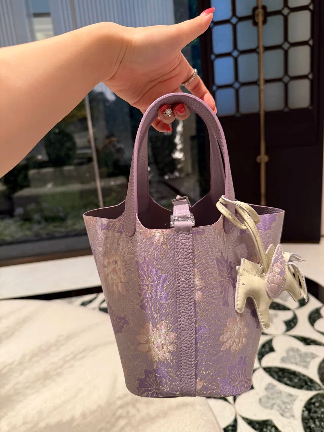 Shangjiukai Purple Rippling Water Song Brocade Basket Bag – New Chinese Style Silk Brocade Handbag-brocademodern