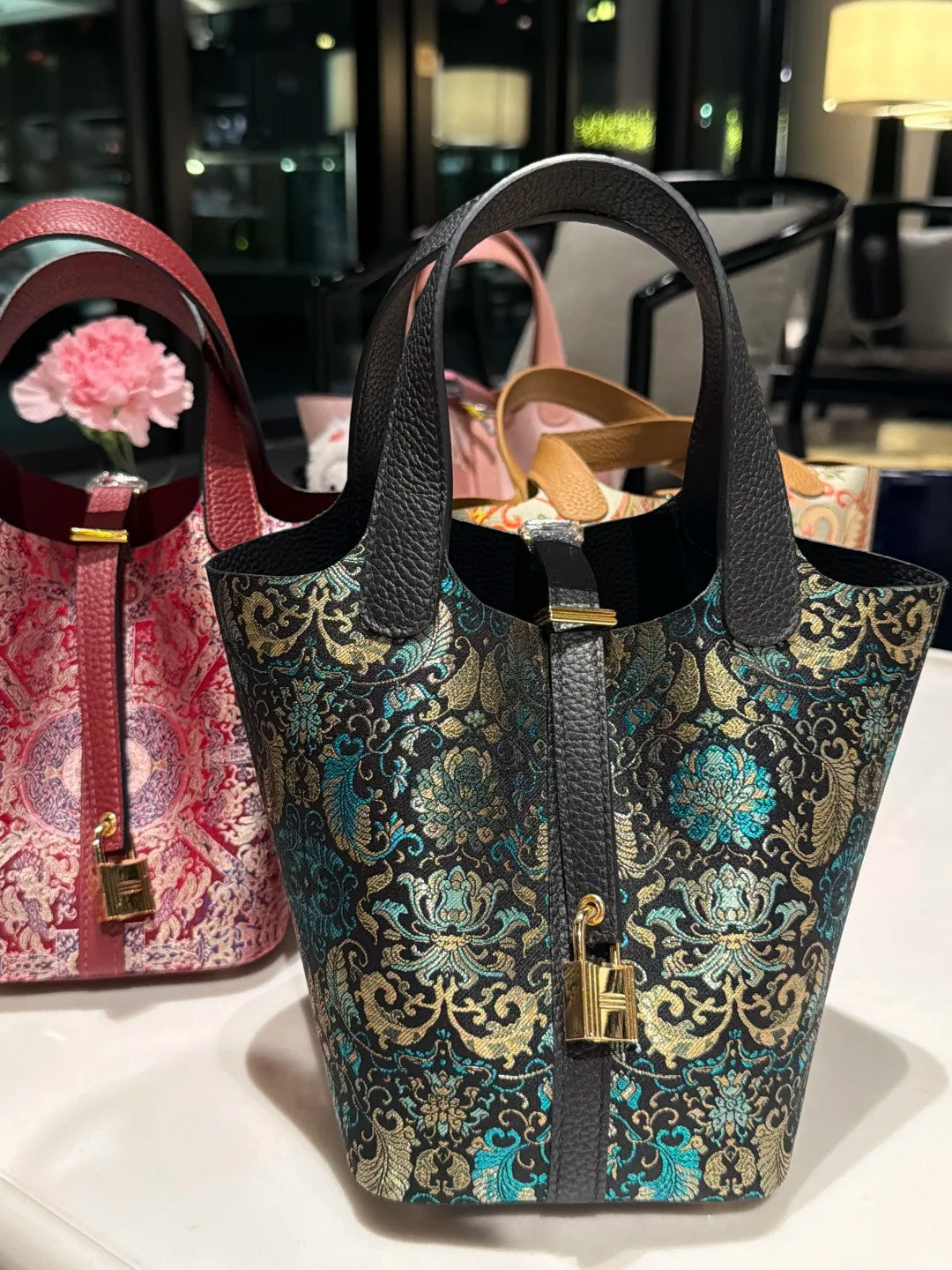 Shangjiukai Black Banana Leaf Lotus Song Brocade Basket Bag – New Chinese Style Silk Brocade Handbag-brocademodern