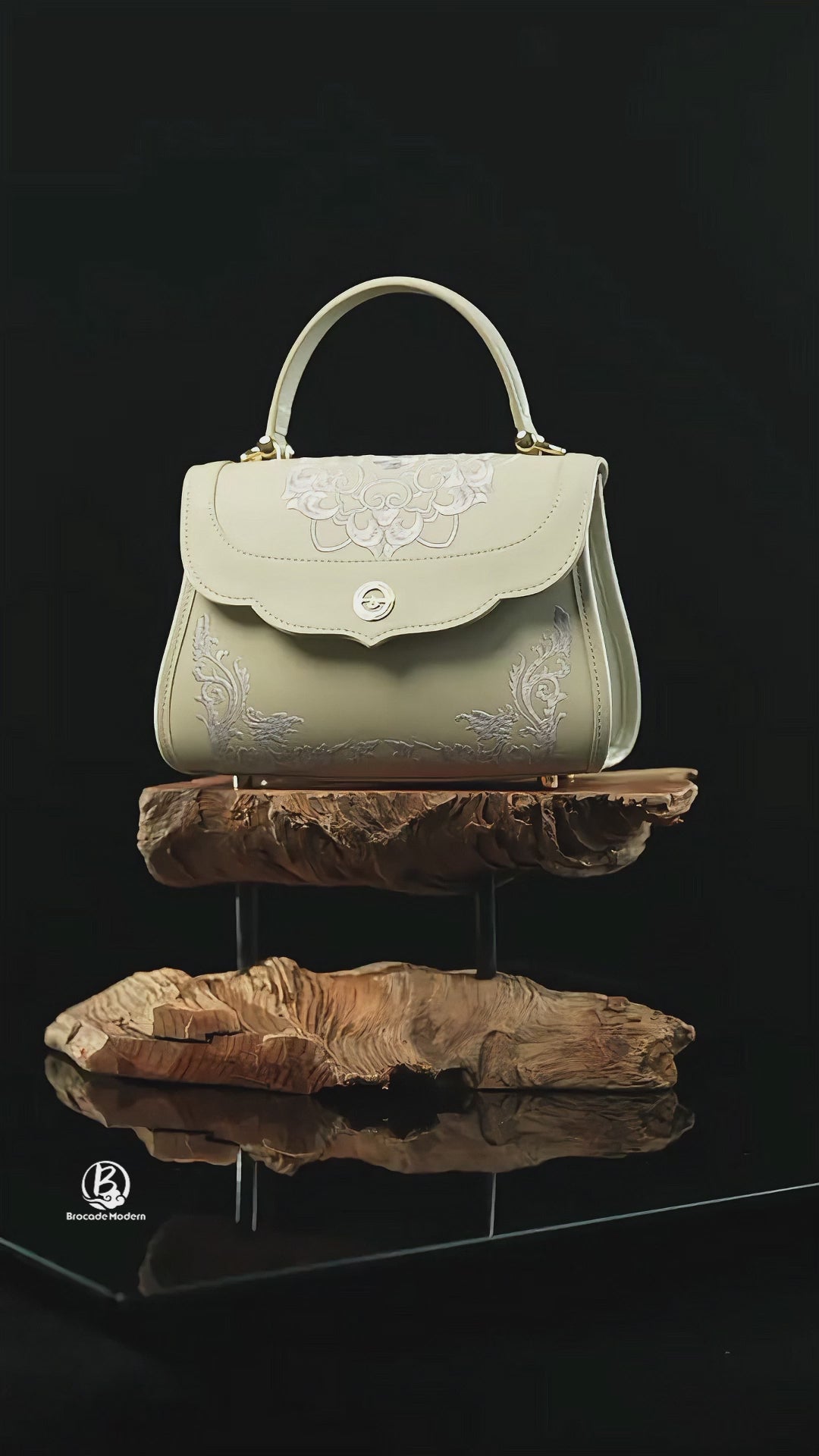 Heritage Embroidered New Chinese Style Sycee Bag – grass-dragon motifs